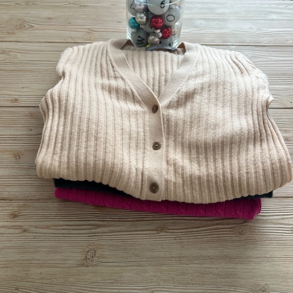 Vince 100% Cashmere Neutral Cardigan - Picture 5 of 6